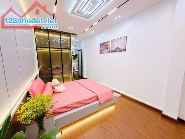 NHÀ HOÀNG HOA THÁM 💥Q.BA ĐÌNH💥 5x TỶ💥 5 TẦNG💥3 NGỦ ĐỦ Ở 💥 FULL NỘI THẤT XỊN SÒ ☎️ 096 - 1
