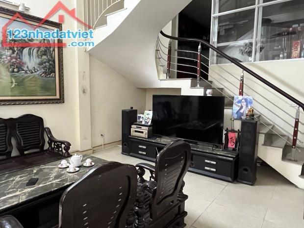 Bán nhà vũ trọng phụng thanh xuân 250m2, 4T, MT14m, cách mặt phố 10m, giá 62 tỷ - 1