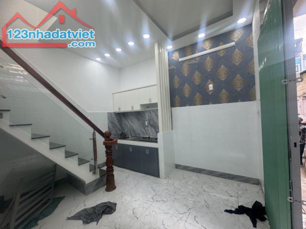 CHỈ 3.5 TỶ CÓ ĐỊA CHỈ TRUNG TÂM QUẬN 5 NGAY NGUYỄN TRI PHƯƠNG - NGUYỄN TRÃI,CÁCH 20M RA - 1