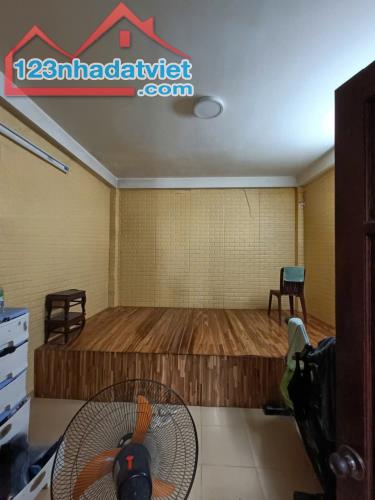 Bán nhà mặt phố Hoàng Minh Đạo (4.1x15) 5 tầng phường 5 quận 8 giá chỉ 14.5 tỷ - 4