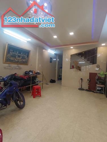 BÁN NHÀ MẶT TIỀN KINH DOANH SẦM UẤT DƯƠNG BÁ TRẠC Q8 - 4.7 X 14M - NHỈNH 8 TỶ - 3