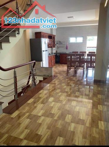 Bán Nhà 4 Tầng Mặt Đường Thành Công,P.Cao Xanh. DT:60m2 Siêu Rẻ !! - 1