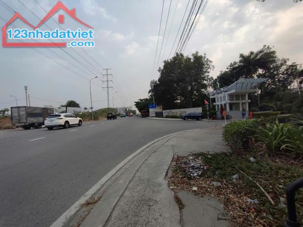 BÁN ĐẤT 4093M²(MẶT TIỀN 22.6M), NHỈNH 30TR/M², NGAY VÕ CHÍ CÔNG, PHÚ HỮU - 5