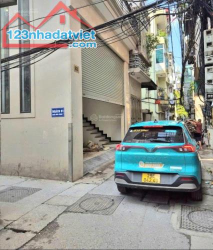 Siêu phẩm Hai Bà Trưng lô góc 3 thoáng nhà mới - ô tô đỗ 38m2 5 tầng - 2
