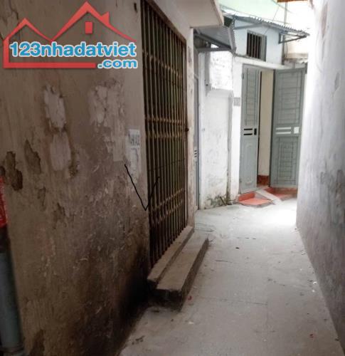 Bán đất Bạch Mai 23M MT4m +3.34 Tỷ-ngõ nông - 1