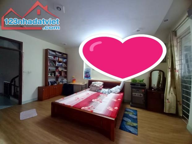 Bán Nhà mặt phố Hoa Lâm, vỉa hè ô tô tránh, kinh doanh tốt, 108m x 4T, MT 4.5m, nhỉnh 21tỷ - 1