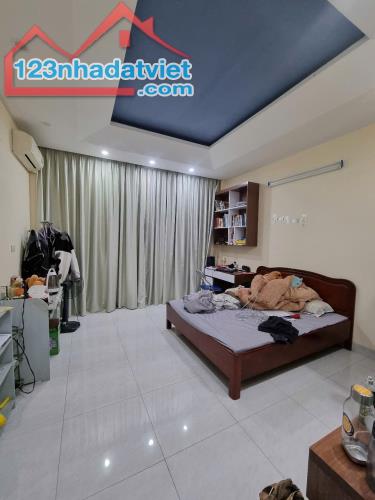 BÁN NHÀ TẠI PHÚ MỸ - NAM TỪ LIÊM 40M2 X 5 TẦNG - 9.5 TỶ - 3