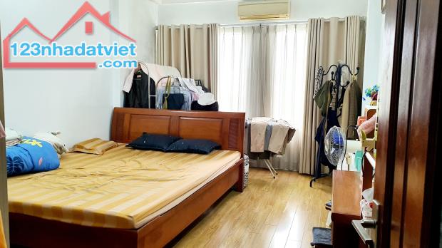 Chính chủ bán nhà mặt phố Trịnh Đình Cửu ô tô kinh doanh, DT 55m2, giá 19.8 tỷ. - 4