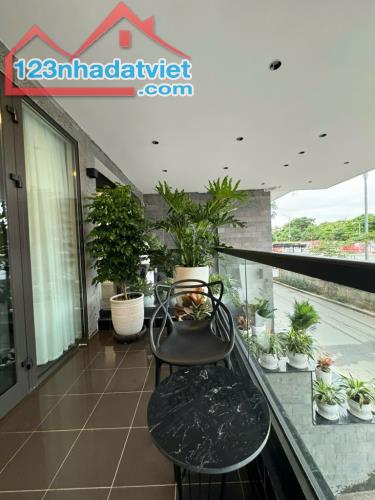 BÁN CĂN HỘ DỊCH VỤ PHỐ TRÍCH SÀI, TÂY HỒ. 110M2 8 TẦNG -MT 7M GIÁ 32 TỶ- GÀ ĐẺ CHỨNG VÀNG - 4