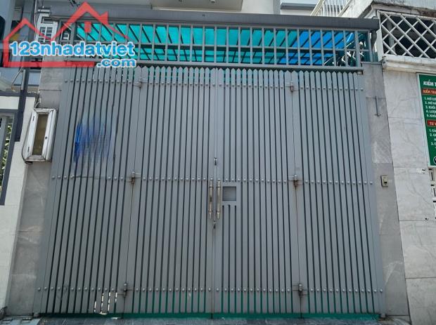 Ô TÔ NGỦ TRONG NHÀ - NHÀ Q2 157M2 CHỈ 9,9 TỶ - SÂN RỘNG, HẺM THÔNG, PHÁP LÝ CHUẨN - 1