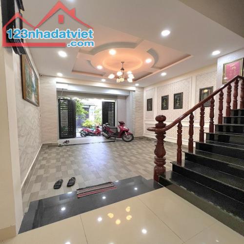 Bán gấp nhà phố 3 tầng siêu đẹp hẻm xe hơi liền kề Kha Vạn Cân, TP Thủ Đức _ Free Full nội - 3