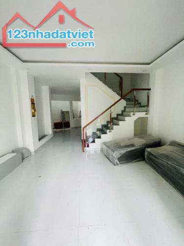 Dòng Tiền Sẵn Có 20 tr/th, Full Nội Thất, 6 tầng BTCT, Giá bán 8 tỷ X - 1