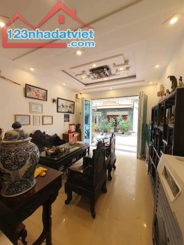 Phân lô quận Tây Hồ, nhà 5 tầng, 50m, mt 4.5m, vỉa hè, ô tô, giá 15.5 tỷ - 1