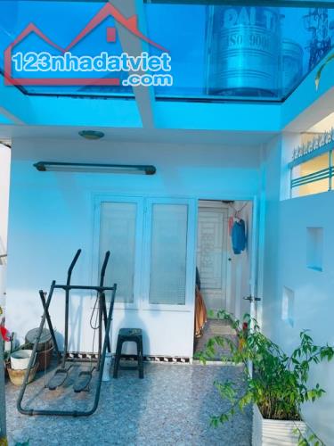 Gần Trường Học, Công Viên, Chợ, Thu Nhập Ổn 20 tr/th, 6 Tầng, Giá 8 tỷ X - 2