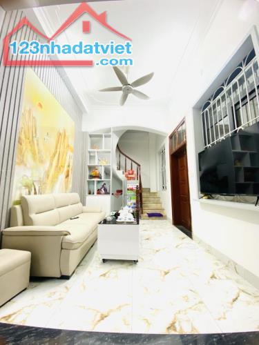 🚄🚄 TÂY SƠN - TT ĐỐNG ĐA - LÔ GÓC 5 TẦNG 2 MẶTTHOÁNG VĨNH VIỄN - FULL NỘI THẤT CHỜ CHỦ