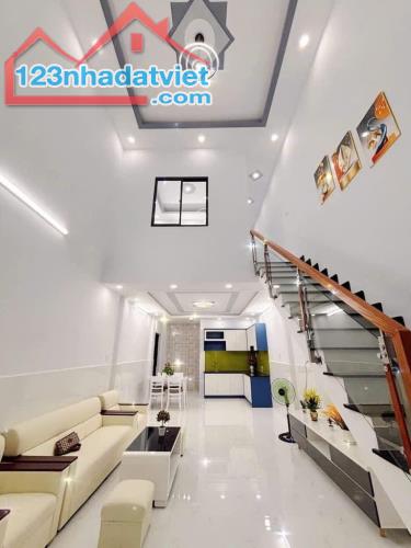 Căn góc 2 mặt thoáng – 68m2  Nhà đẹp tại Tỉnh Lộ 10 – sổ riêng, dọn vào ở ngay - 1