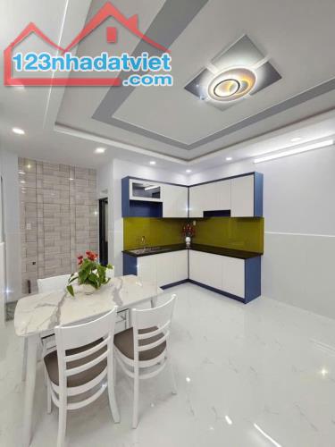 Căn góc 2 mặt thoáng – 68m2  Nhà đẹp tại Tỉnh Lộ 10 – sổ riêng, dọn vào ở ngay - 2