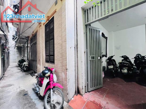 🏠 CƠ HỘI  CÓ 102-TÒA 12 PHÒNG- GẦN 12 ĐẠI HỌC-THU 50TR/TH-8.5 TỶ-hangmini.com - 2