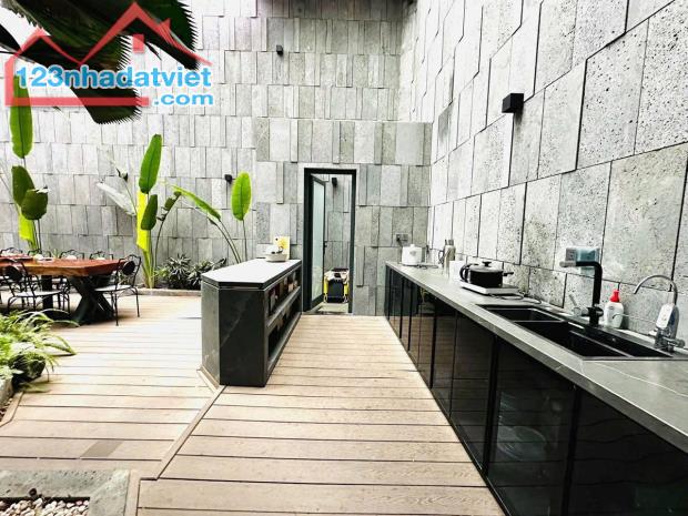 SIÊU BIỆT THỰ- Phố Kim Mã (Giang Văn Minh) 360m2/ 3 Tầng/MT 12m -99 Tỷ, Gara Ô tô - 4