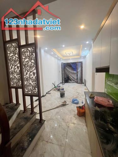 Nhà Đẹp Nguyễn Khoái Hoàng Mai 33m 5 Tẩng – Mới – Xây Độc Lập – 20m Ô Tô Tránh, 5,5 Tỷ. - 1