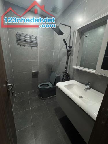 Cho thuê căn hộ 2 phòng ngủ mới tinh giá chỉ 12tr tại Vinhomes Marina - 5