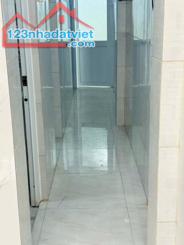 NHÀ ĐẸP VIEW SÂN VƯỜN 55m2 HƠN 3 TỶ - PHÚ THUẬN – SÁT KHU NAM LONG Q 7 - 3