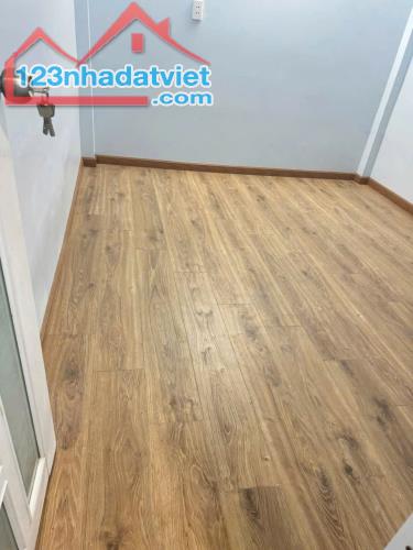 NHÀ ĐẸP VIEW SÂN VƯỜN 55m2 HƠN 3 TỶ - PHÚ THUẬN – SÁT KHU NAM LONG Q 7 - 4