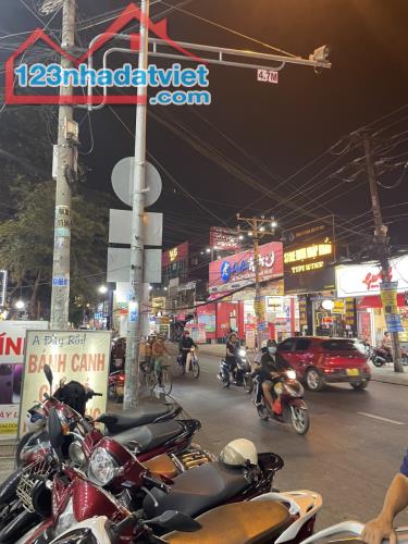 Bán nhà mặt tiền 1 trệt 4 lầu 9x25m giá 34 tỷ Nguyễn Ảnh Thủ - 1