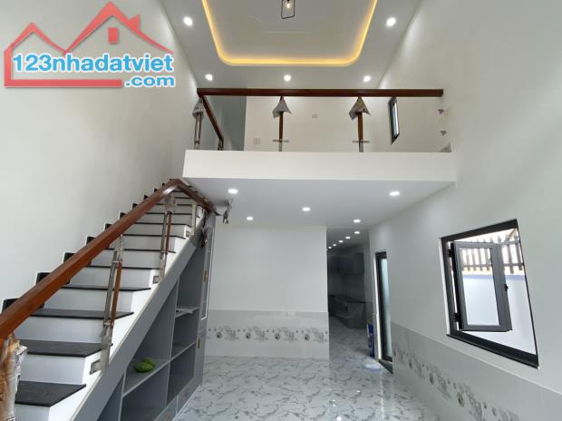 Bán Nhà Diện Tích Lớn Đường ô Tô Cách đường Trục lớn 2 chiều 30m - 1