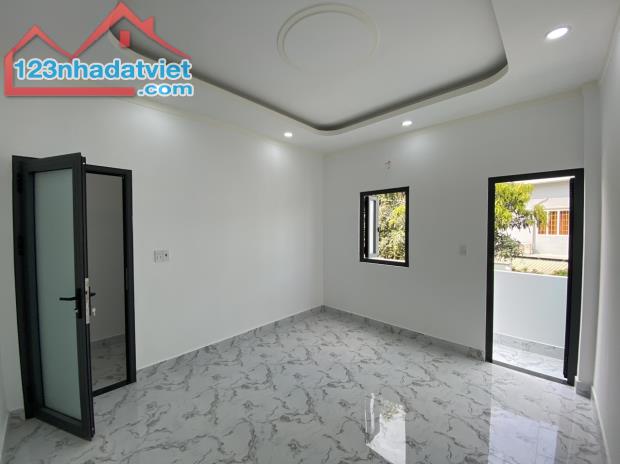 Bán Nhà Diện Tích Lớn Đường ô Tô Cách đường Trục lớn 2 chiều 30m - 3