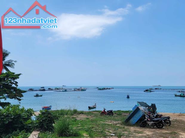 Hai mảnh Đất View Biển Siêu đẹp Gành Dầu Phú Quốc Kiên Giang đầu tư hơn 2300m mặt tiền rộn - 1