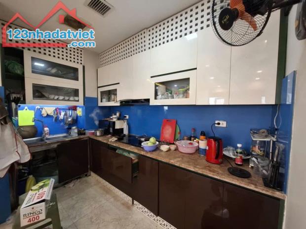 BÁN CĂN HỘ CHUNG CƯ HỘ KHẨU GIA THỤY 90M, MT9M, AN SINH ĐỈNH, NGẬP TRÀN TIỆN ÍCH. - 4