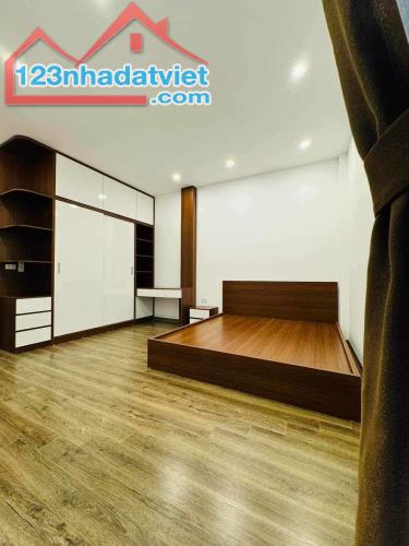 Khâm Thiên 25m2 x 4 tầng đẹp, lô góc thoáng sáng, cách hồ Ba Mẫu 150m giá bán 3,4 tỷ - 1