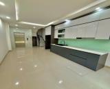 Đội Cấn, Ba Đình - 35m2 x 6 Tầng, Thang Máy, MT 3.2m - Nở Hậu, Chỉ 8.4 tỷ LH: 0977658369