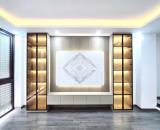 NHÀ LỘC LONG QUÂN 35M2 X 6T - 8.6 TỶ - OTO CÁCH 3 BƯỚC - THANG MÁY - KINH DOANH SANG