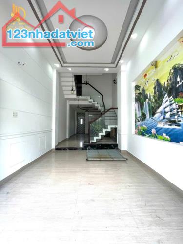 Nhà HXH 4 Tầng 52M2 Kênh Tham Lương - Lê Đức Thọ F15 Gò Vấp 5,9Tỷ