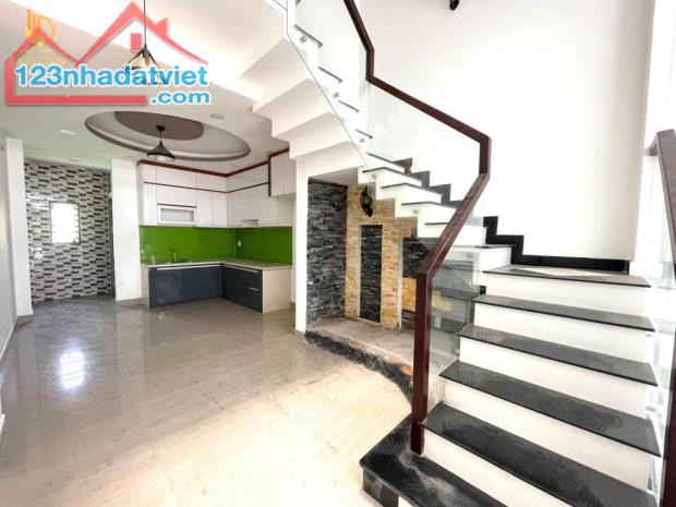 Nhà HXH 4 Tầng 52M2 Kênh Tham Lương - Lê Đức Thọ F15 Gò Vấp 5,9Tỷ - 1
