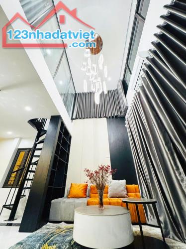 CHÍNH CHỦ BÁN NHÀ HAI BÀ TRƯNG 42M2x5T LÔ GÓC, THANG MÁY, OTO ĐỖ CỬA, NGÕ NÔNG THÔNG, KD - 1