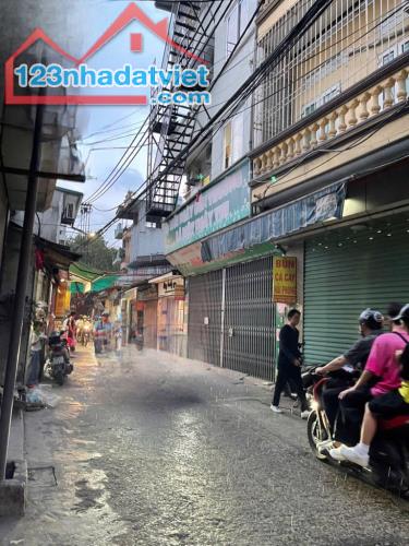 8,2 tỷ DT62m2 lô góc kinh doanh ngõ thông ô tô Định Công Hoàng Mai