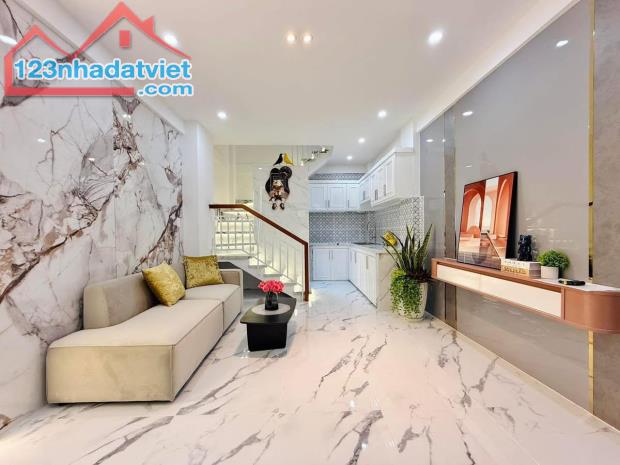 Bán nhà giao Hoàng Hoa Thám giá 3,299tỷ. Nguyễn Thượng Hiền, Phú Nhuận