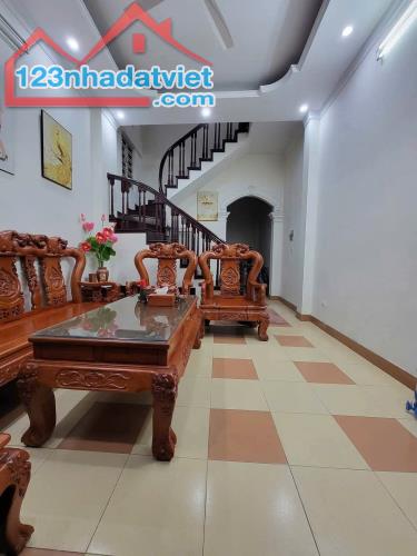 THÁI HÀ - NHÀ ĐẸP Ở NGAY - LÔ GÓC - NGÕ Ô TÔ THÔNG RỘNG - 80M² NHỎ 20 TỈ - GẦN PHỐ - 1