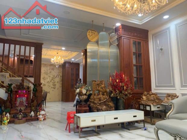 BIỆT THỰ HIỆP BÌNH CHÁNH - 129M2 - 3 tầng - 16 TỈ - 4
