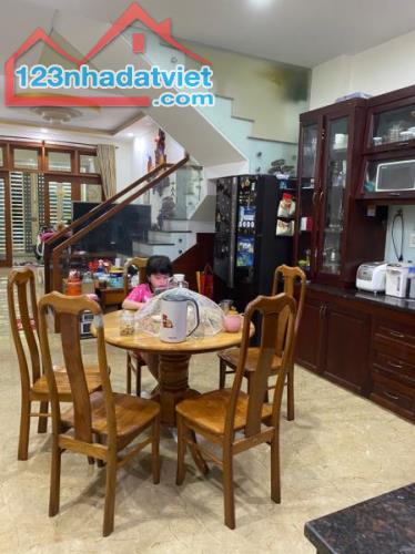 NHÀ ĐẸP LUNG LINH - GIÁP PHẠM VĂN BẠCH & TRƯỜNG CHINH TB - HXH THÔNG - DT 75M² - 3 TẦNG - 2