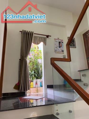 NHÀ ĐẸP LUNG LINH - GIÁP PHẠM VĂN BẠCH & TRƯỜNG CHINH TB - HXH THÔNG - DT 75M² - 3 TẦNG - 4
