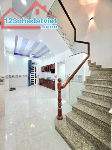 nhà xây kiên cố 4 tầng, 4 x 16, giá 6 tỷ 390 bớt lộc may mắn - 3