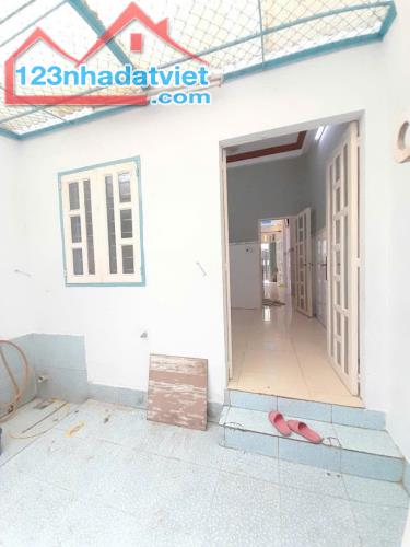 BÁN NHÀ LÊ VĂN QUỚI BÌNH TÂN GẦN NGÃ TƯ BỐN XÃ - 3 TẦNG - HẺM XE HƠI - 69M2 CHỈ 6.2 TỶ TL - 5