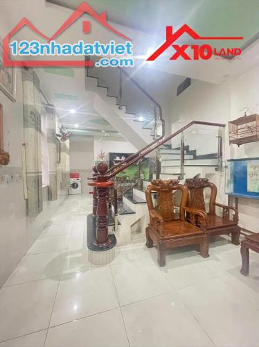 Bán Nhà 1 trệt 1 lầu 82m2 2MT Bình Đa Biên Hòa ĐỒNG NAI có 3 tỷ 980tr