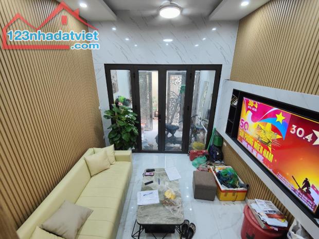 AN DƯƠNG VƯƠNG - NHÀ ĐẸP - NGÕ THÔNG - GẦN OTO - THOÁNG TRƯỚC SAU - FULL NỘI THẤT - 35M - - 1