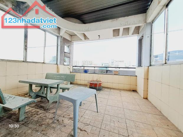 Bán Nhà Tân Bình, Phường 11 Khu Vip Bàu Cát,  5 tầng,40m2, 4 phòng ngủ, chỉ ̀5 tỷ nhinh TL - 5