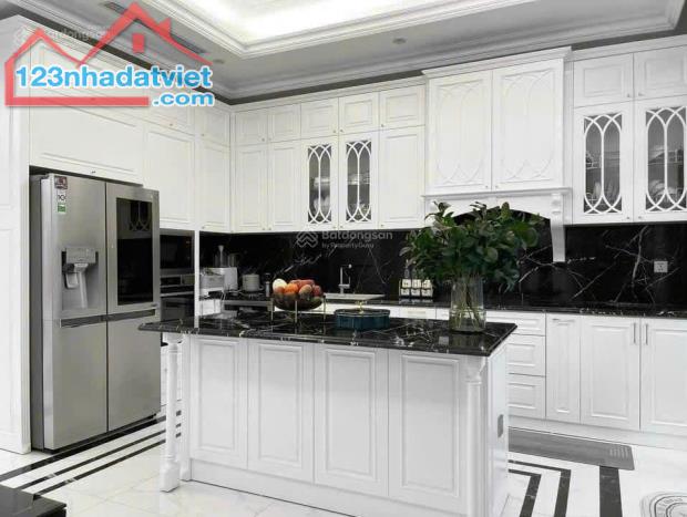Bán nhà mặt Phố Vọng Thị-Tây Hồ-10 Tàng-Vỉa Hè.Giá thương lượng - 2